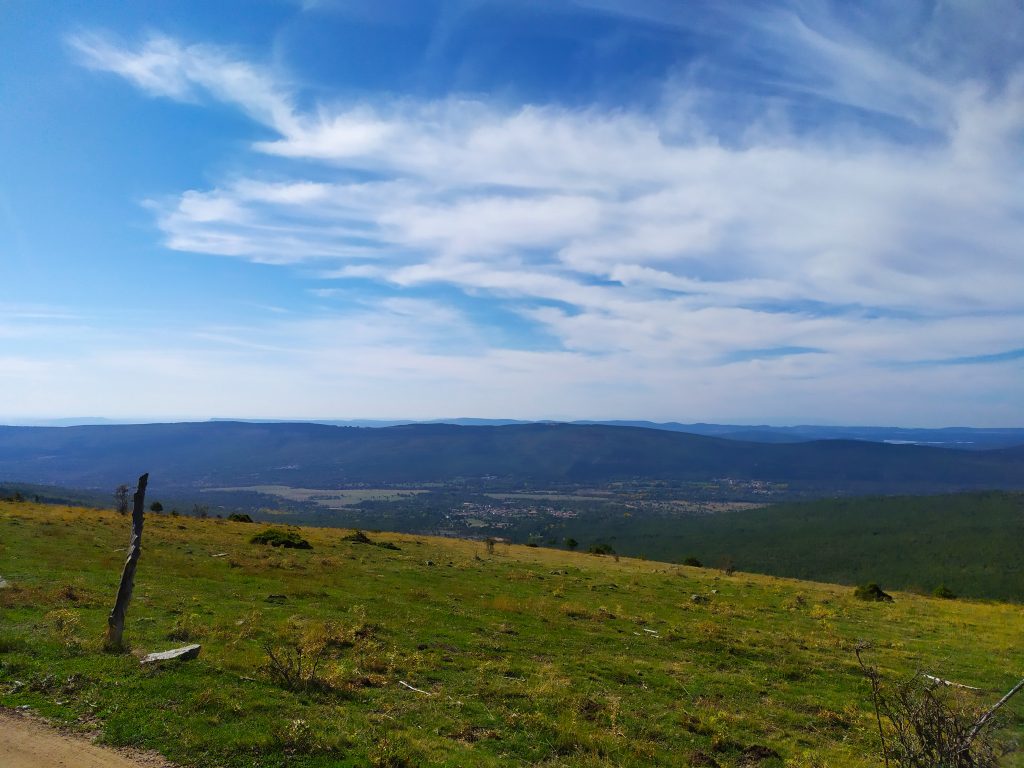 Ruta MTB circular en Soria: vistas del Valle del Razón