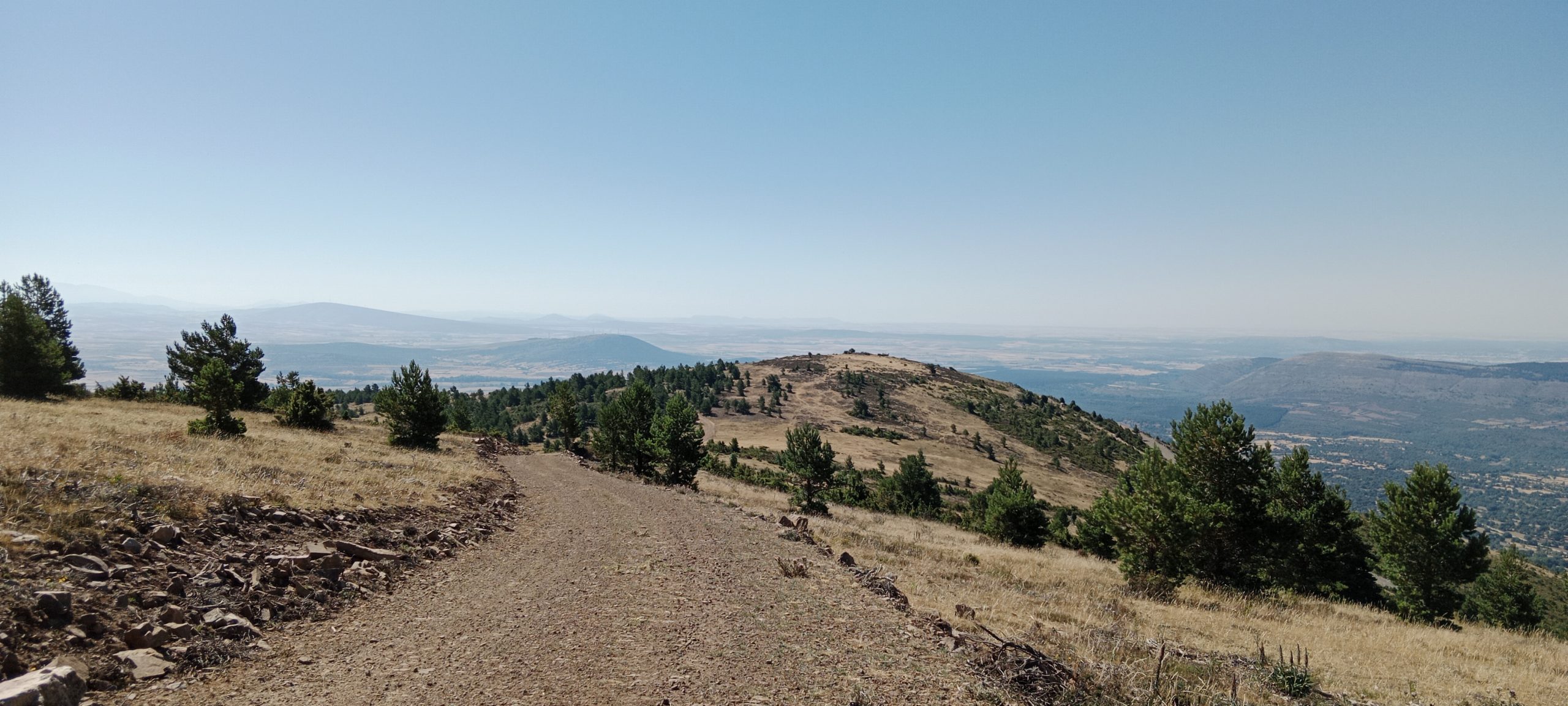 Pista de la ruta gravel CZ5 hacia La Soriana, Valle del Razón