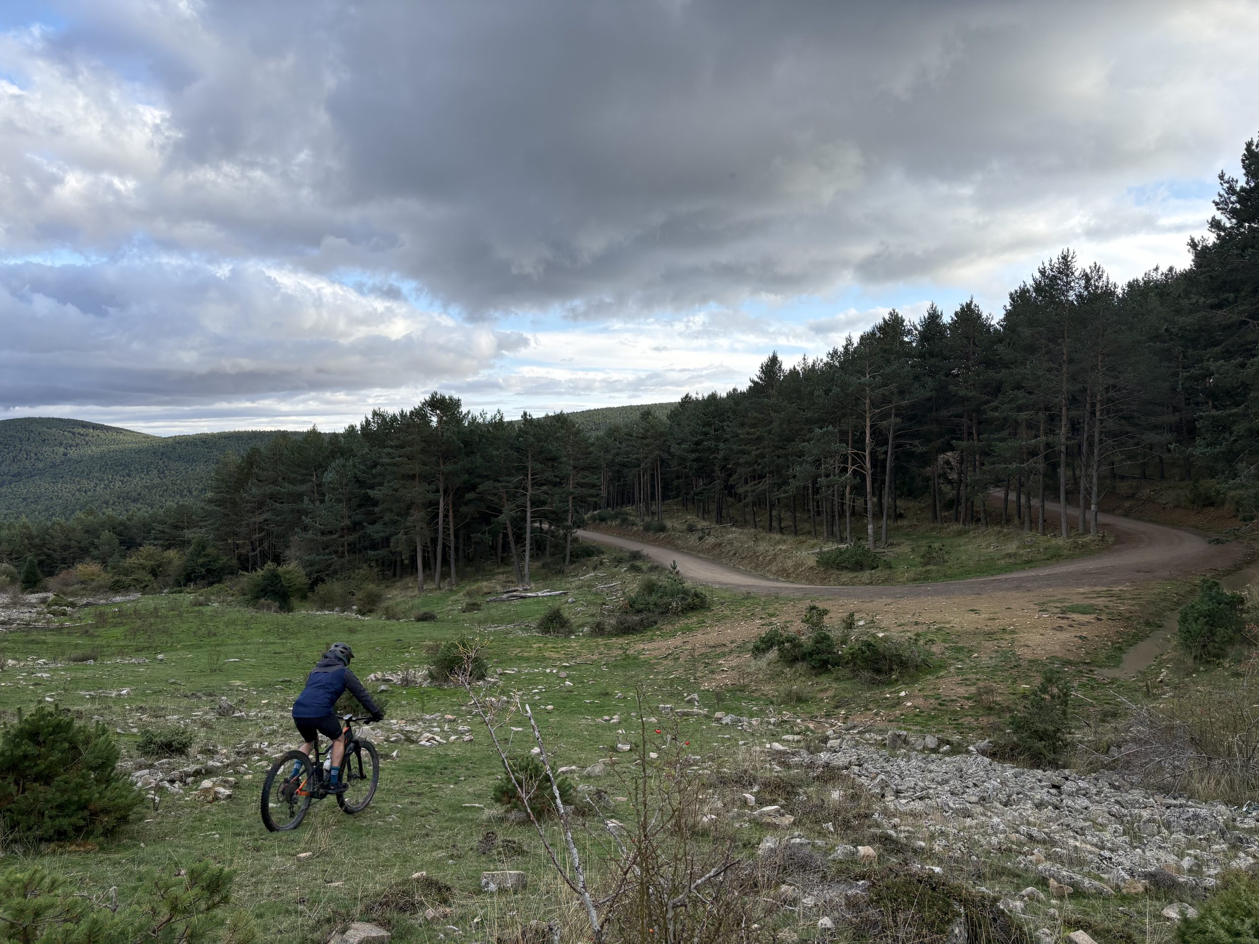 La Fragüela. Arguijo (Soria) en la ruta CZ8.Arguijo-Piqueras-Eolo-Barriomartin-Arguijo
